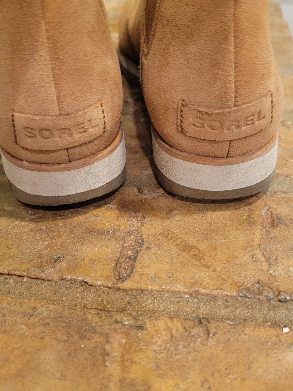 Sorel Women's Tan Suede Chelsea Winter Boots - Picture 2 of 6